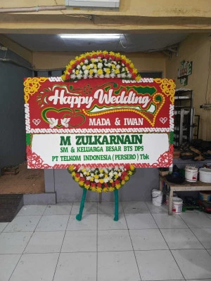 Papan Bunga di Selapajang Jaya